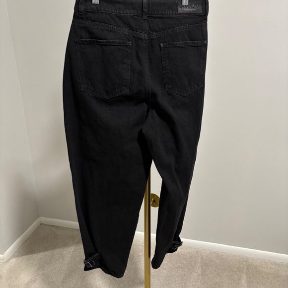 STUDIO F JEANS - Picture 2 of 4
